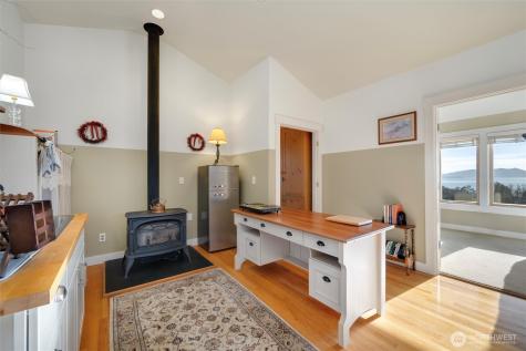 4065 Sunny Hill Lane Lummi Island WA 98262