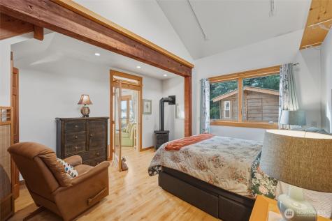 4065 Sunny Hill Lane Lummi Island WA 98262