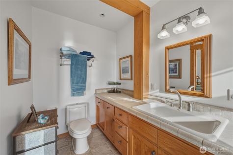 4065 Sunny Hill Lane Lummi Island WA 98262