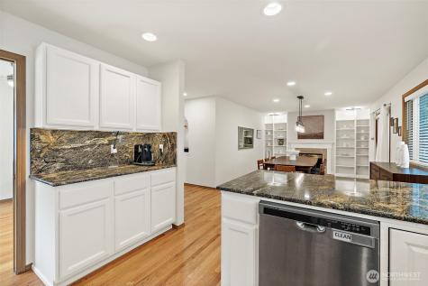 19836 Palatine Avenue N Shoreline WA 98133