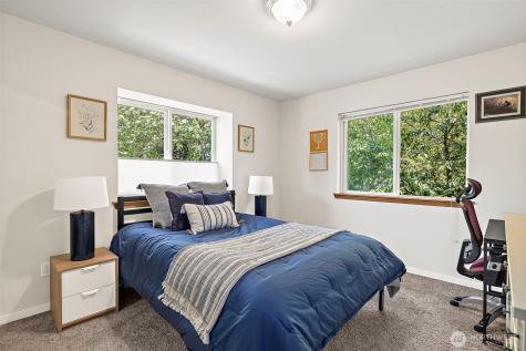 19836 Palatine Avenue N Shoreline WA 98133
