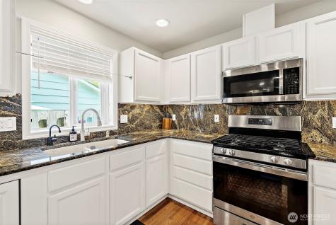 19836 Palatine Avenue N Shoreline WA 98133