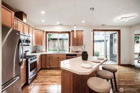 27419 237th Ave Avenue SE Maple Valley WA 98038