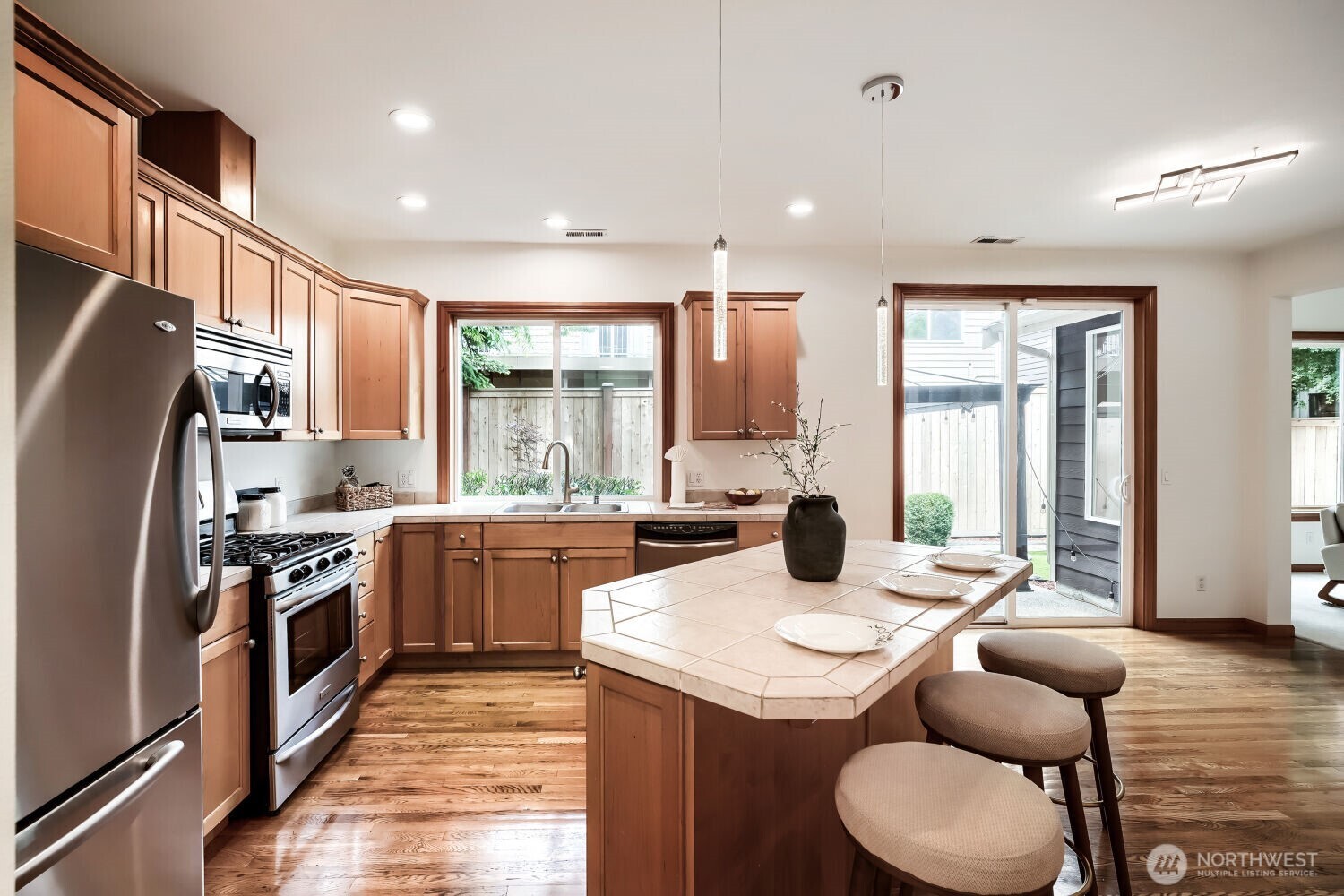 27419 237th Ave Avenue SE Maple Valley WA 98038