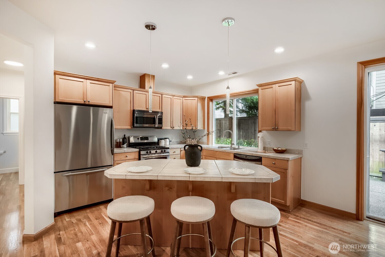 27419 237th Ave Avenue SE Maple Valley WA 98038