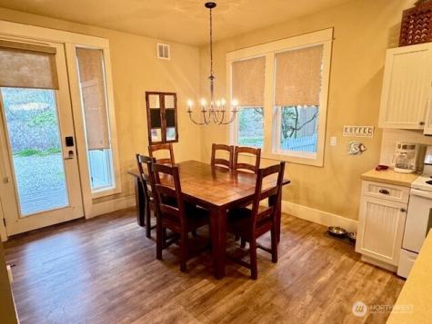 95 Honeysuckle Lane Oroville WA 98844
