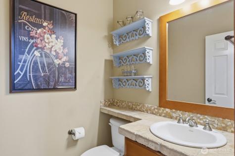 2222 29th Avenue Ct SW Puyallup WA 98373