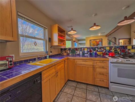197 Cameron Lake Loop Road Okanogan WA 98840