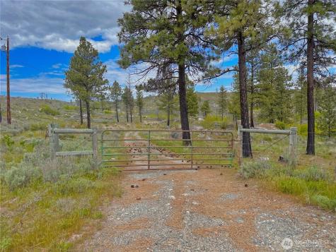 197 Cameron Lake Loop Road Okanogan WA 98840