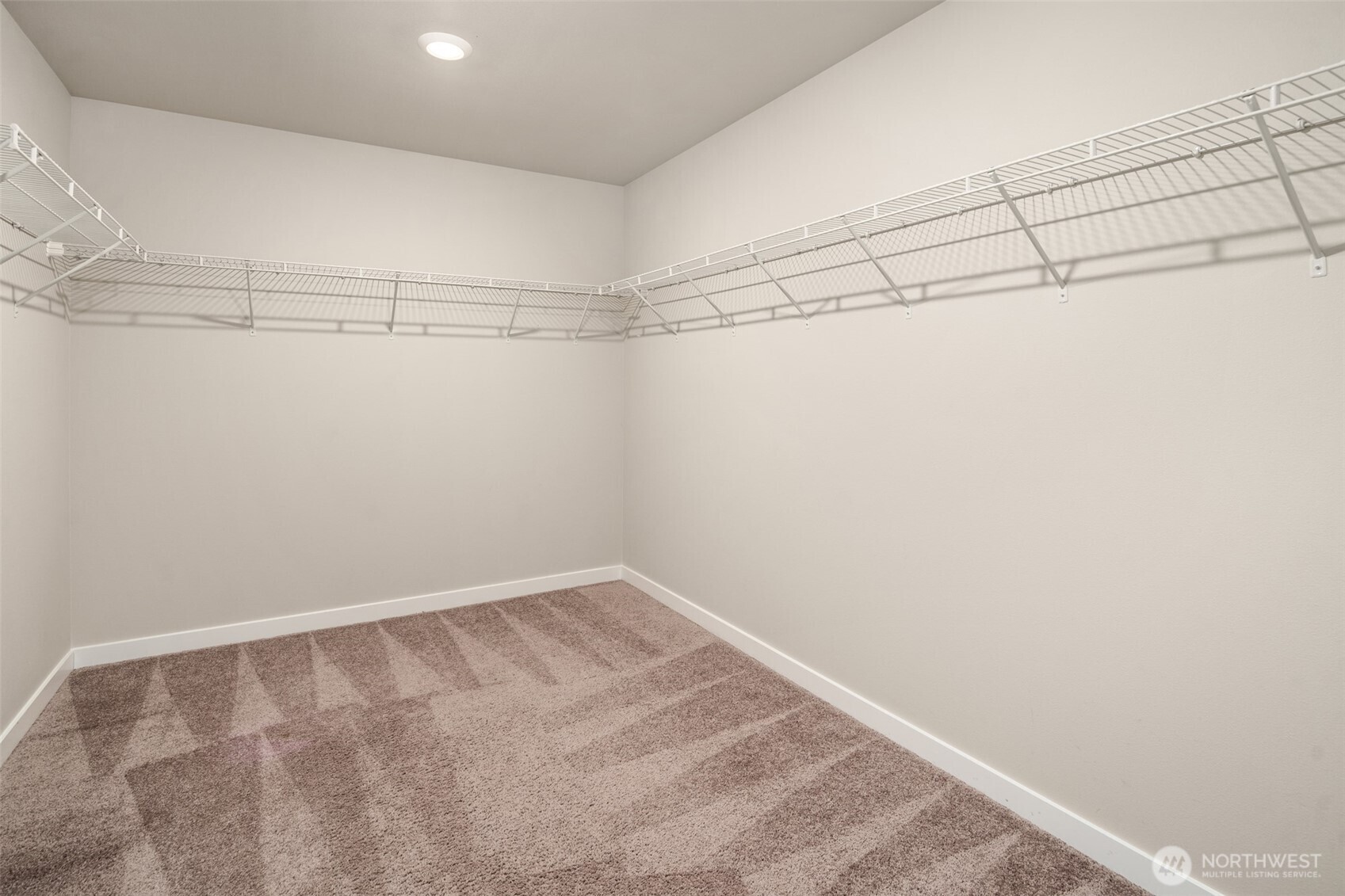 1541 27th Street NW Puyallup WA 98371