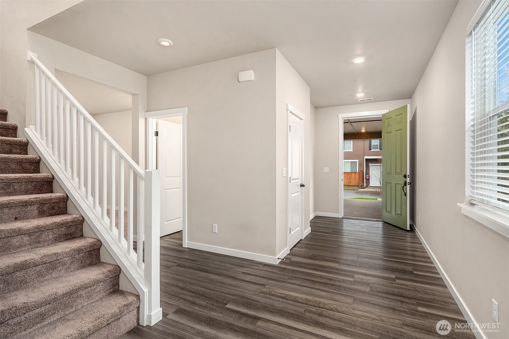 1541 27th Street NW Puyallup WA 98371