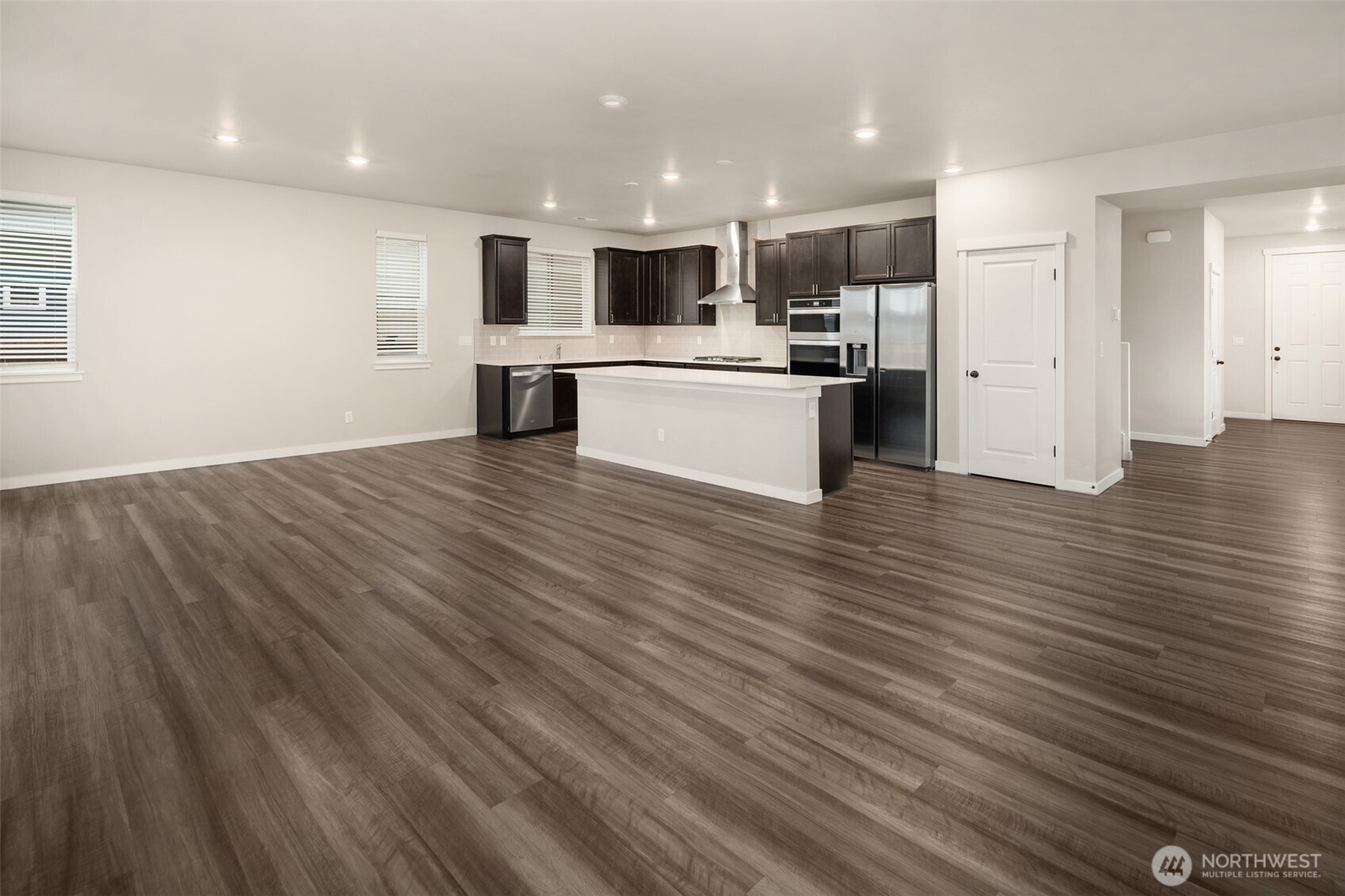 1541 27th Street NW Puyallup WA 98371