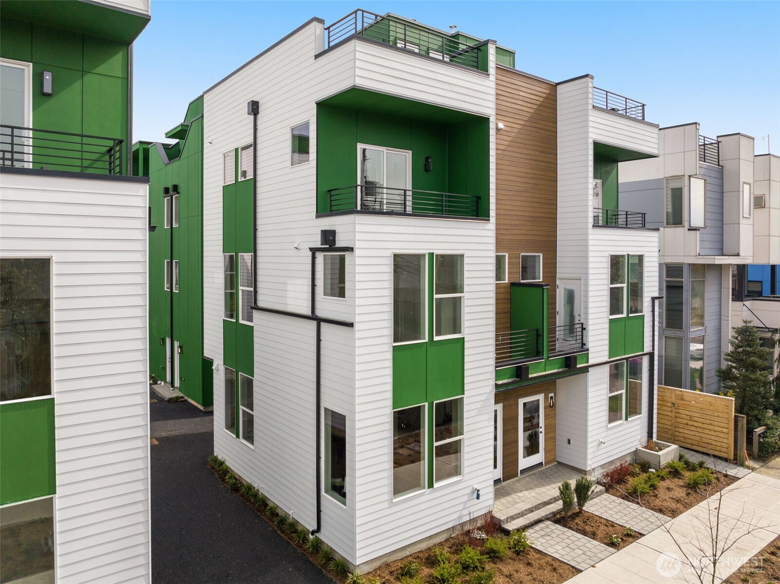 904 28th Avenue S Seattle WA 98144