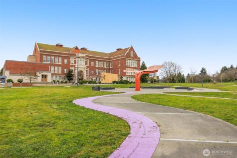 904 28th Avenue S Seattle WA 98144