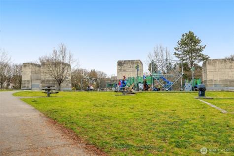 904 28th Avenue S Seattle WA 98144