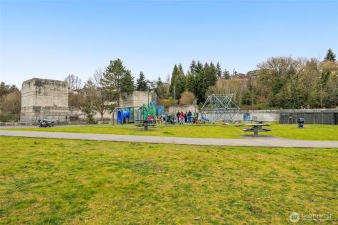 904 28th Avenue S Seattle WA 98144