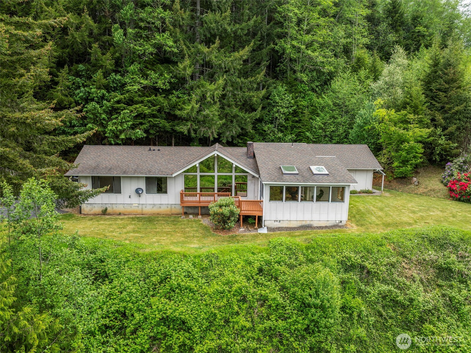 1086 W State Route 4 Cathlamet WA 98612