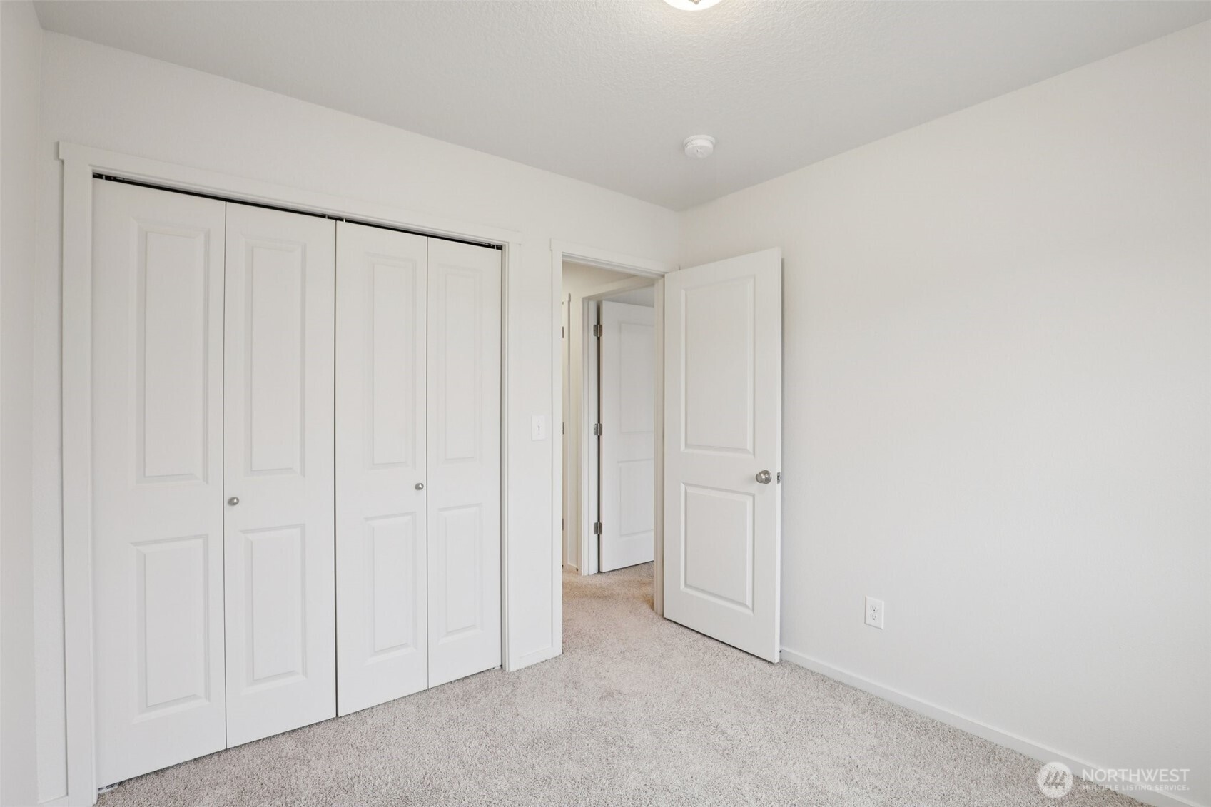 2121 NE 118th Place Vancouver WA 98684