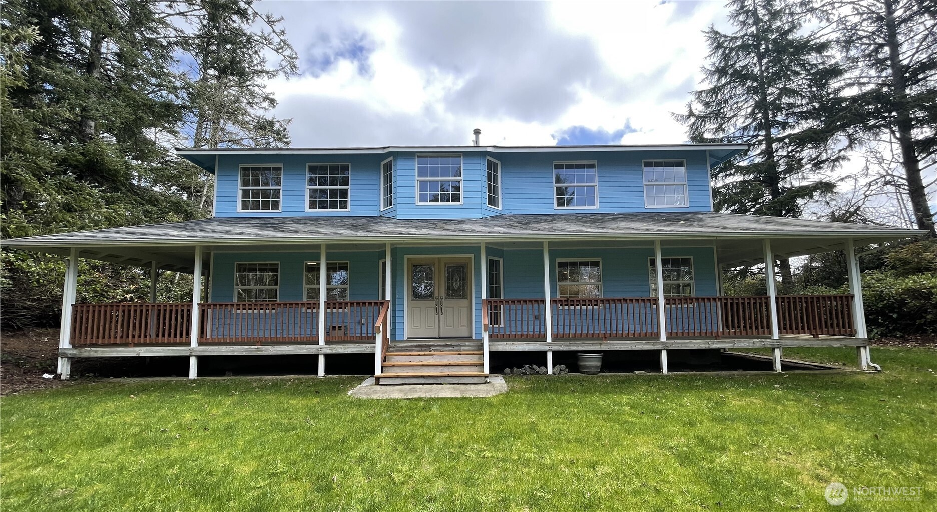 653 Sunset Avenue NE Ocean Shores WA 98569