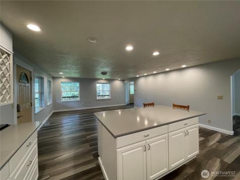 653 Sunset Avenue NE Ocean Shores WA 98569