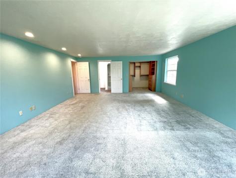653 Sunset Avenue NE Ocean Shores WA 98569