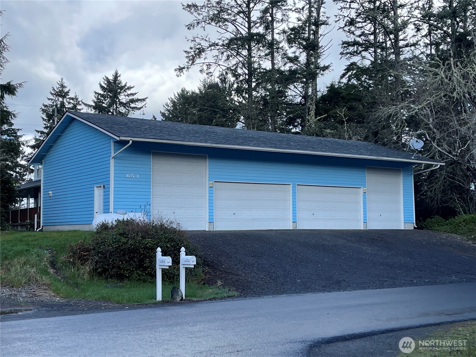 653 Sunset Avenue NE Ocean Shores WA 98569