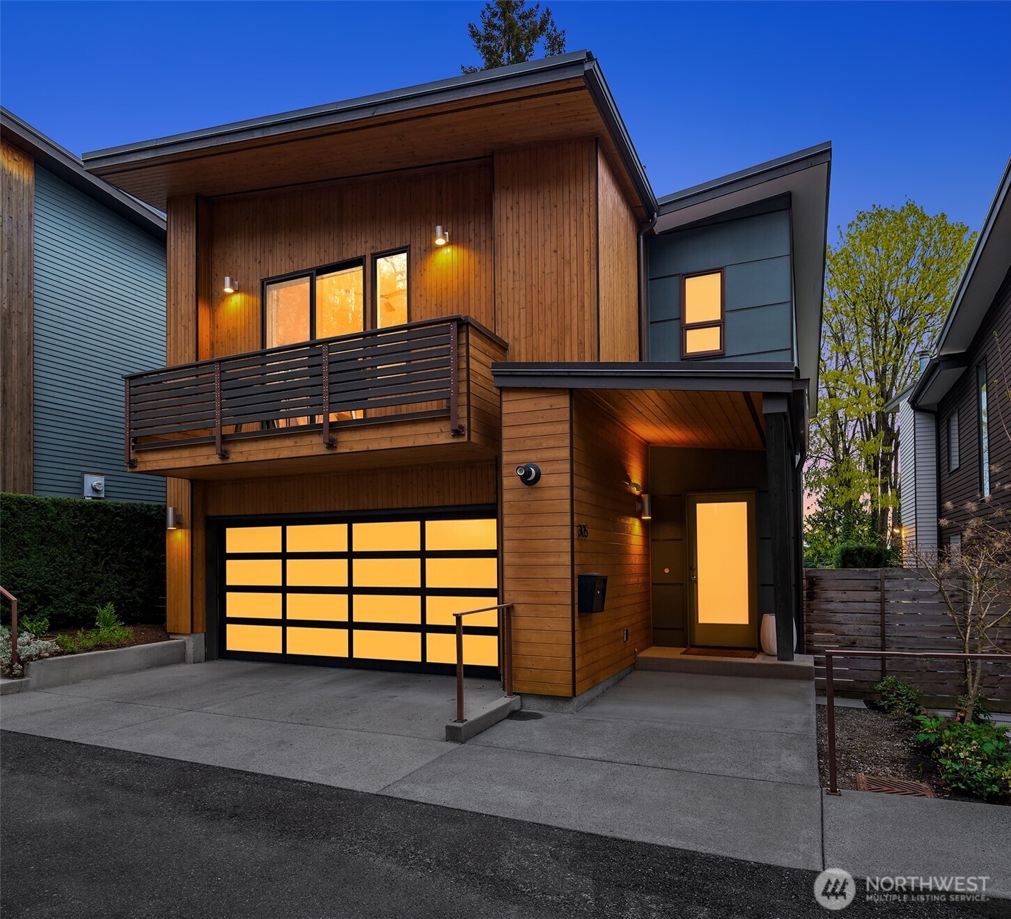 305 24th Avenue E Seattle WA 98112