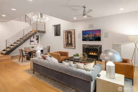 305 24th Avenue E Seattle WA 98112
