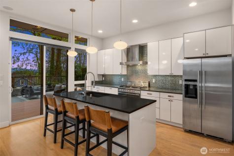 305 24th Avenue E Seattle WA 98112