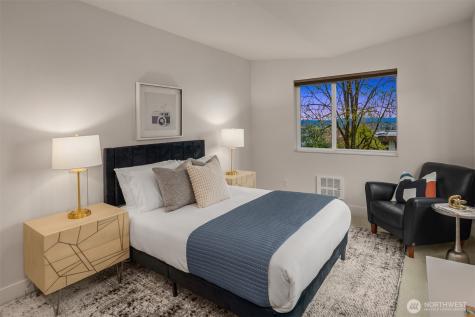 305 24th Avenue E Seattle WA 98112