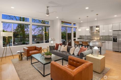 305 24th Avenue E Seattle WA 98112