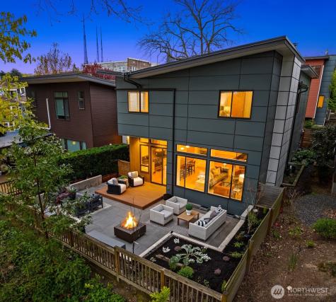 305 24th Avenue E Seattle WA 98112