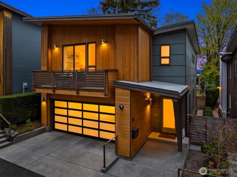 305 24th Avenue E Seattle WA 98112