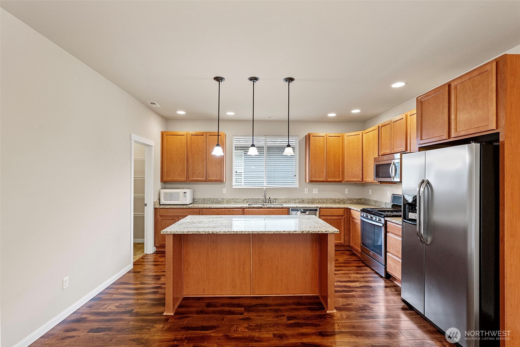 4201 SW Stanwick Way Port Orchard WA 98367