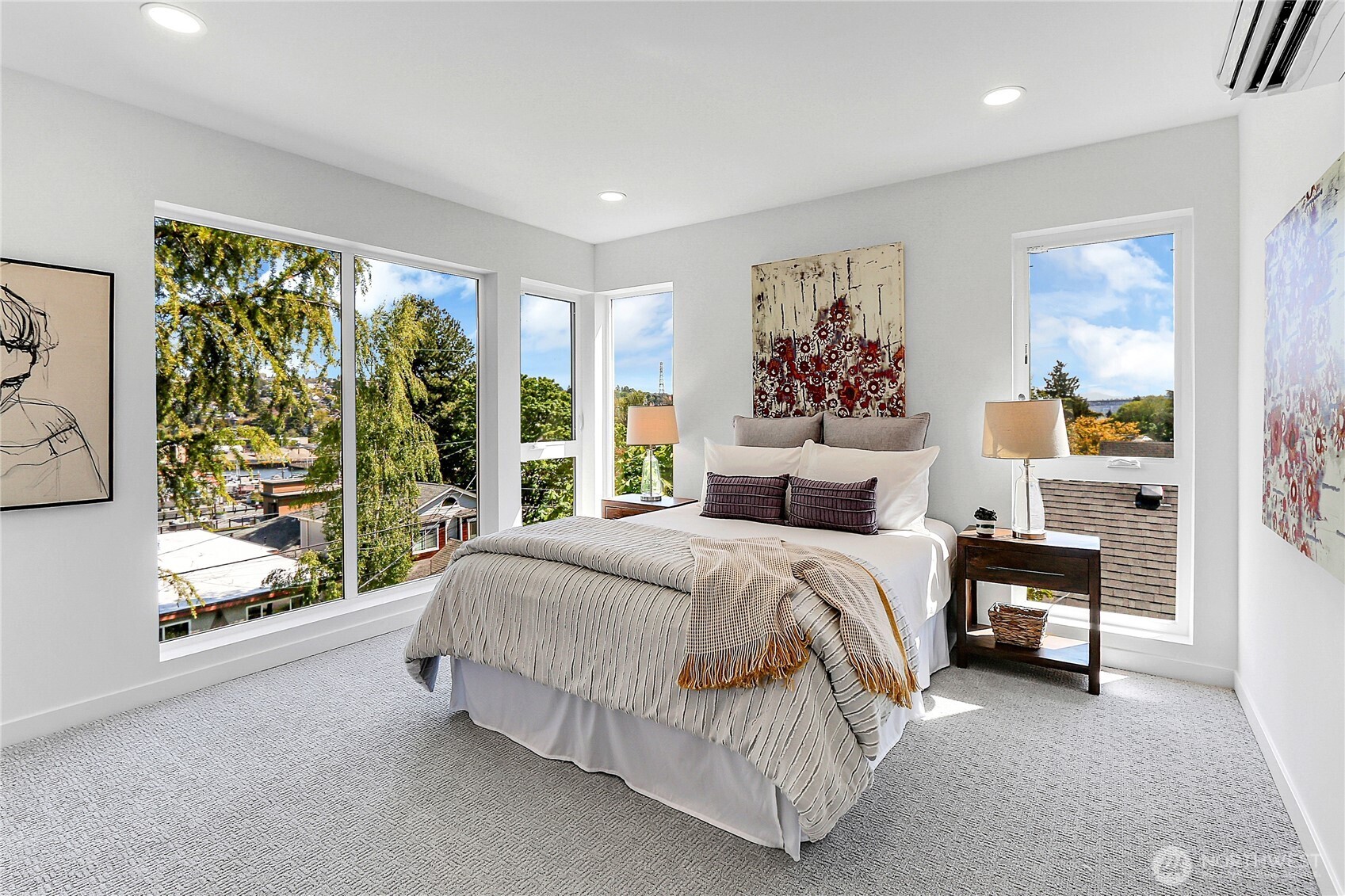 627 W Emerson Street Seattle WA 98119
