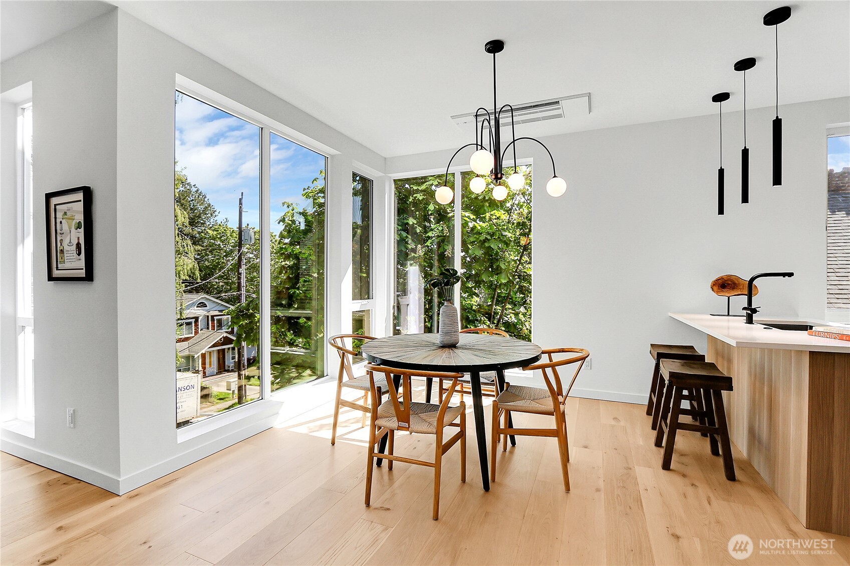 627 W Emerson Street Seattle WA 98119