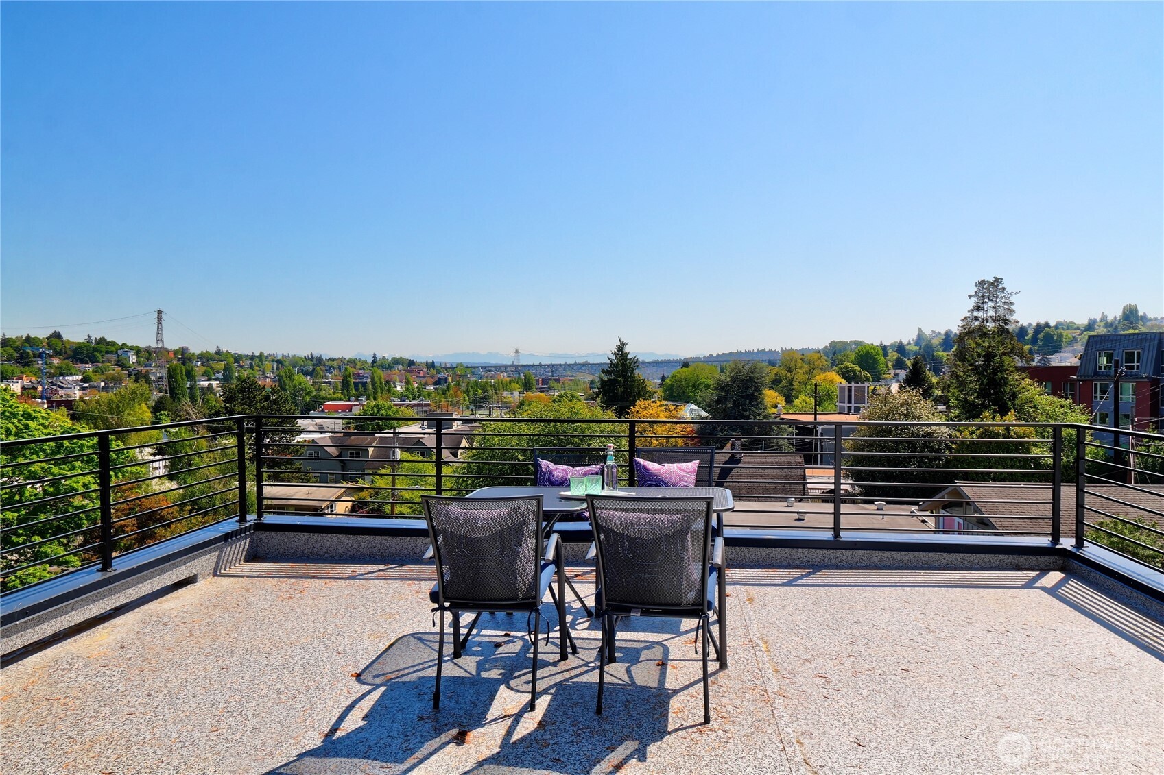 627 W Emerson Street Seattle WA 98119