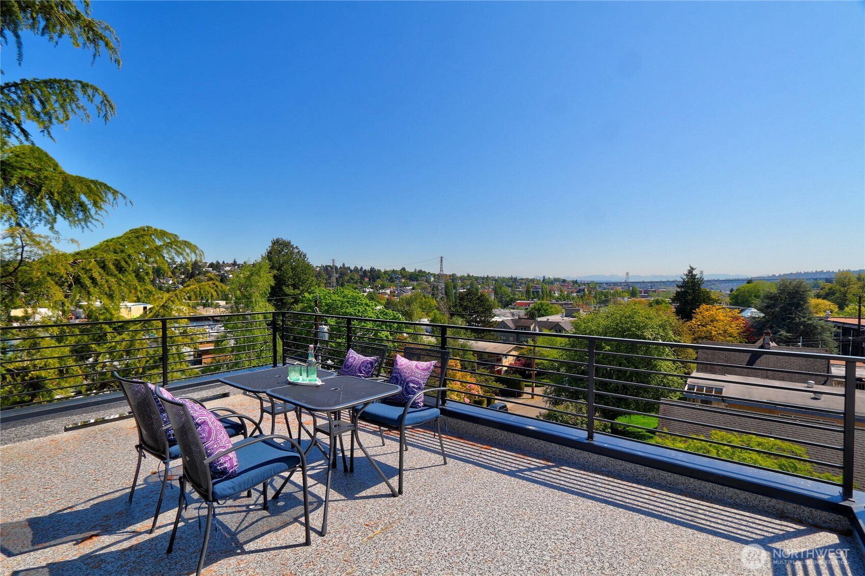 627 W Emerson Street Seattle WA 98119