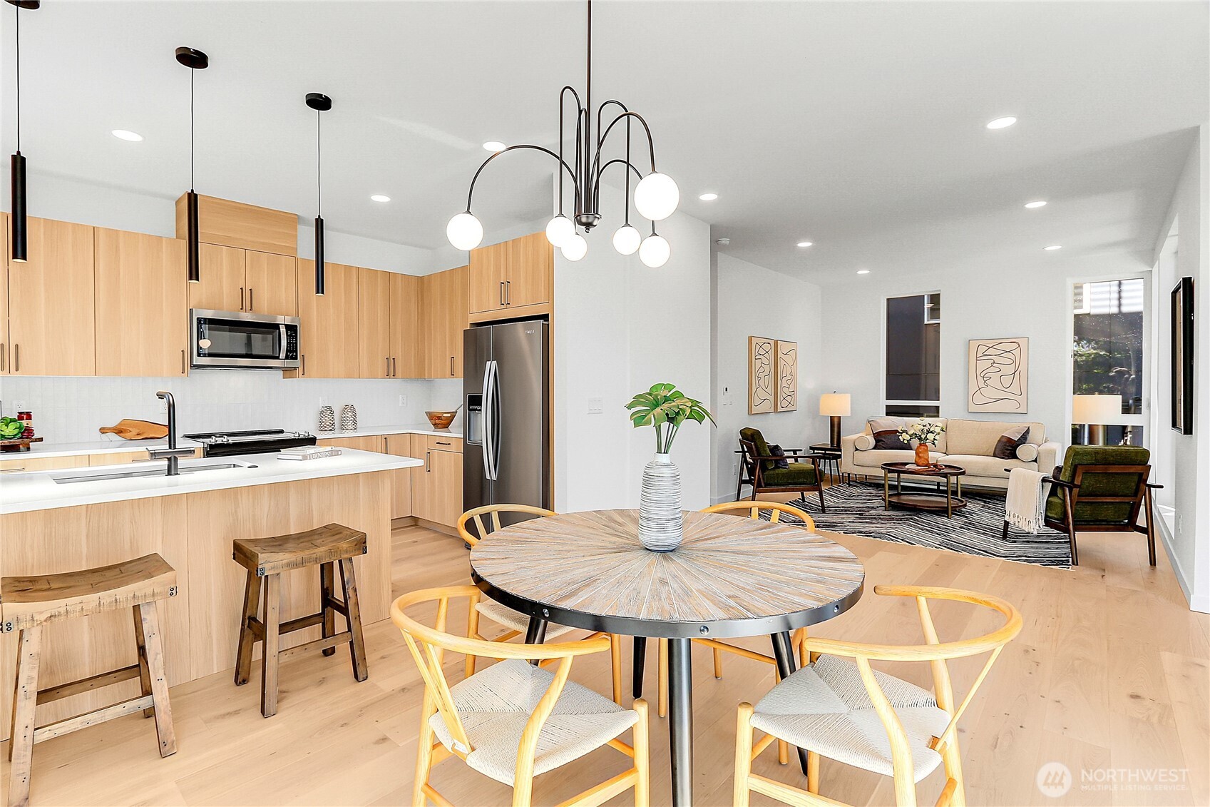 627 W Emerson Street Seattle WA 98119