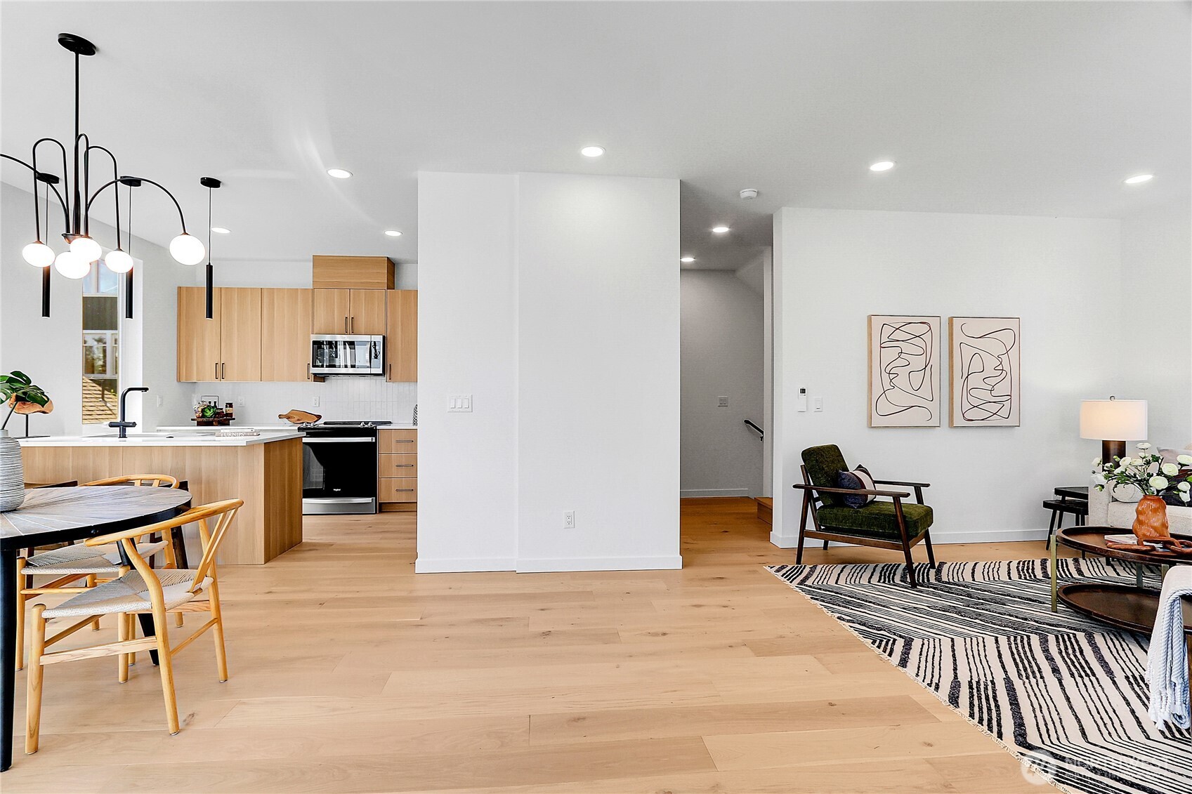 627 W Emerson Street Seattle WA 98119