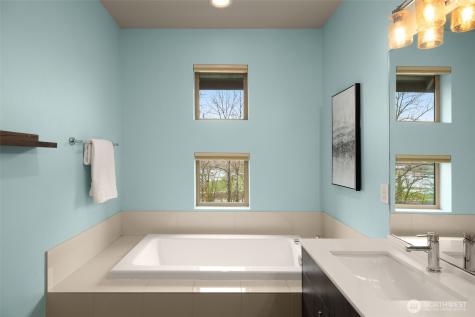 16329 Main View Lane NE Duvall WA 98019