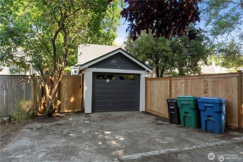 3221 36th Avenue S Seattle WA 98144