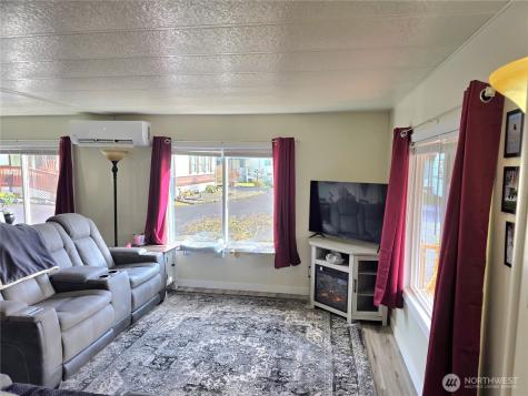 2397 Nightingale Lane Kelso WA 98626
