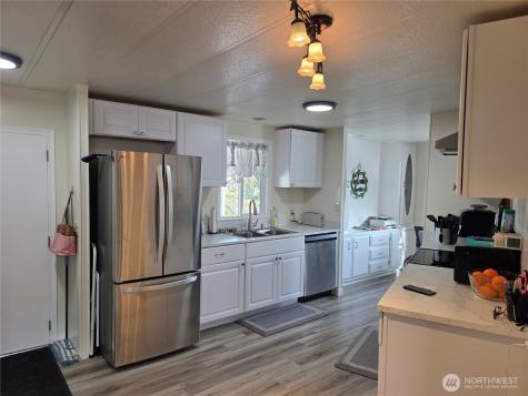 2397 Nightingale Lane Kelso WA 98626