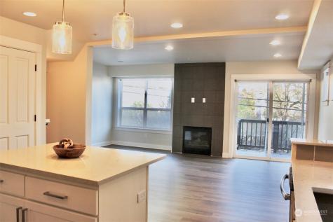 4515 8th Avenue NE Seattle WA 98105