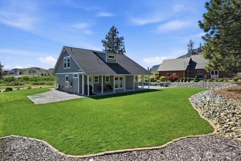 85 Golf Course Drive Pateros WA 98846