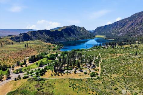 85 Golf Course Drive Pateros WA 98846