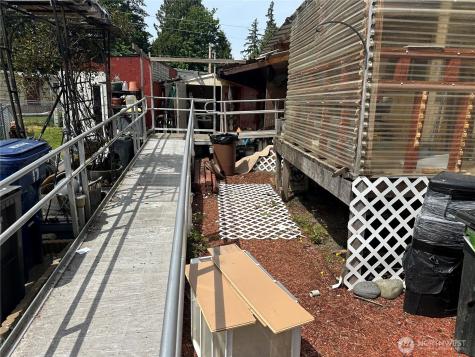 4205 Auburn Way S Auburn WA 98092