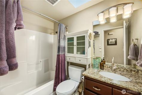 3929 205th Place SW Lynnwood WA 98036