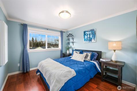 3929 205th Place SW Lynnwood WA 98036